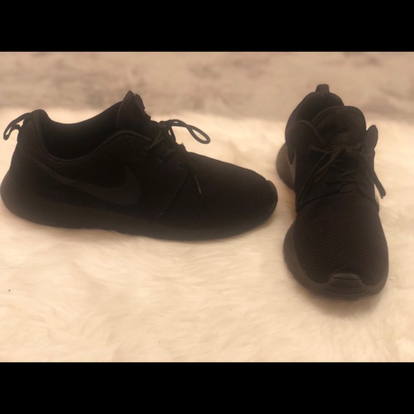 roshe one men